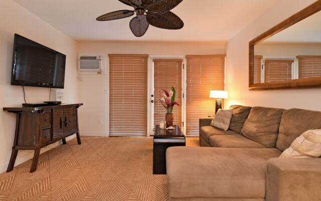 Aina Nalu I104 by RedAwning