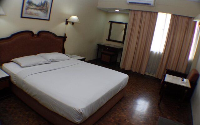 Hotel Menteng 2