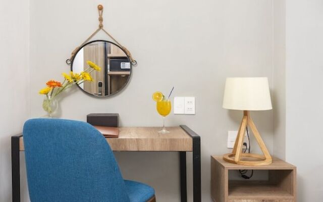 Titan Hotel (Formerly known as Golden Lotus Central)