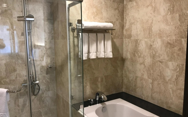 ML Hotel