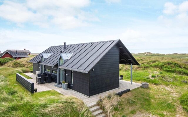 6 Person Holiday Home in Romo