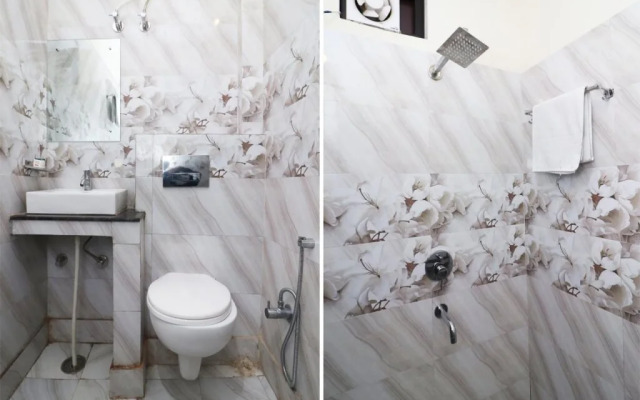 Hotel Ananya Palace by OYO Rooms