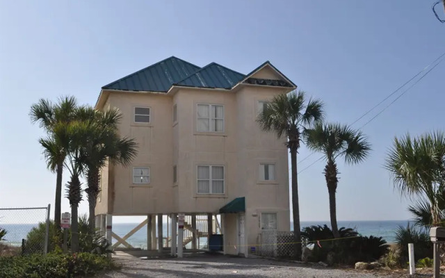 Vacation Homes by The Sea