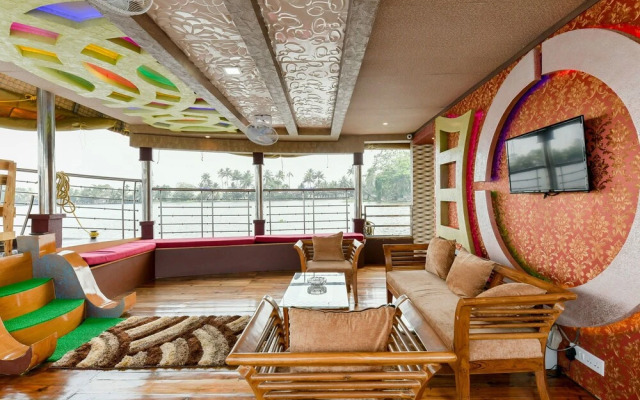 Oyo 24290 Houseboat Anugraha Deluxe