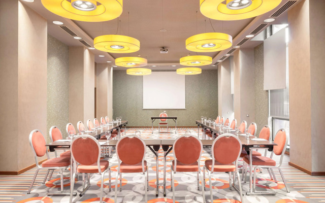 Golden Tulip Ana Dome