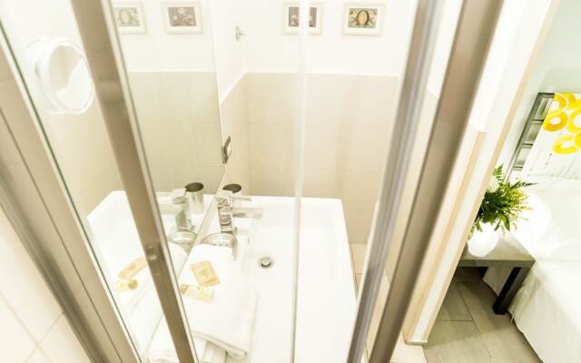 Rome As You Feel - Viminale Apartment