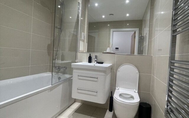 Spacious 2-bed Apartment in Whyteleafe