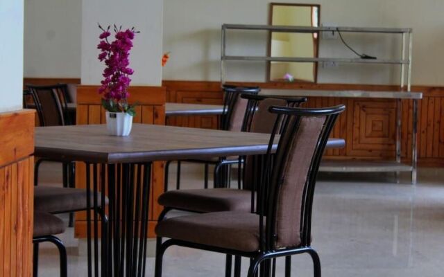 Hassan Valley Retreat