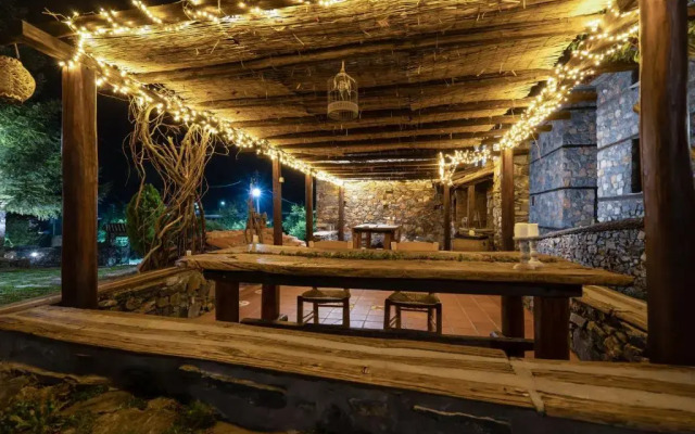 4 Seasons Premium Chalet