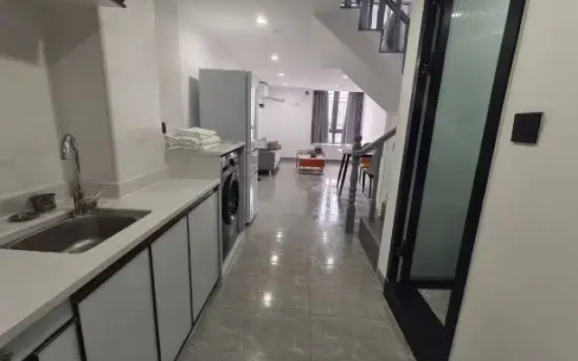 Jiangmen Xilin Apartment (Jiangmen East Station Jianghai Wanda Branch)