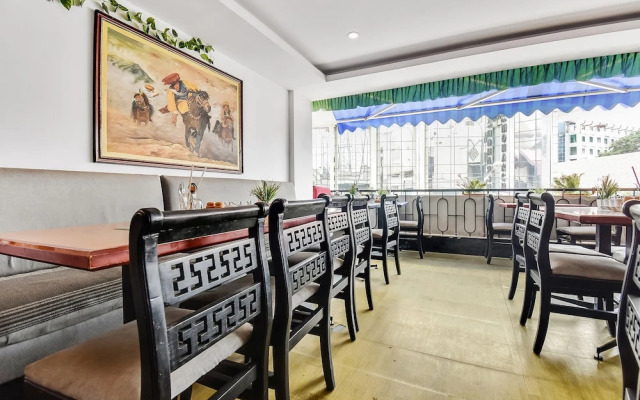 Spot On 60228 Hotel Shangrila