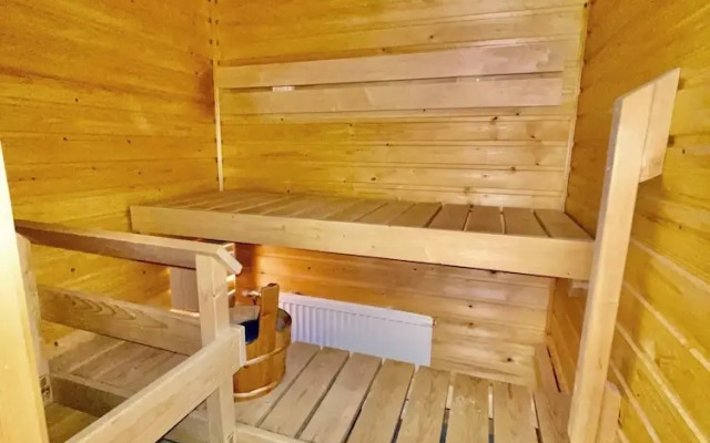 Cozy 2 Room Apartment With a Private Sauna!