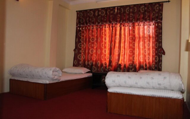 Pradhan House Homestay with Garden