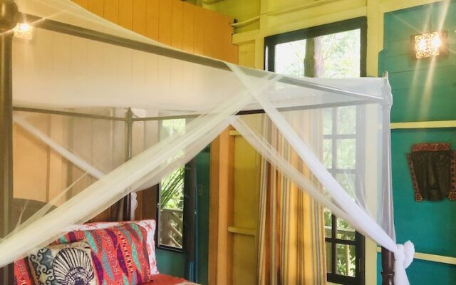 Dolphin Bay Hideaway