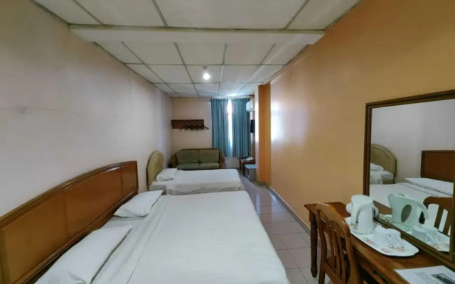 Century Hotel Inanam