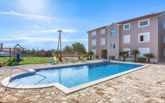 Pool Medulin House