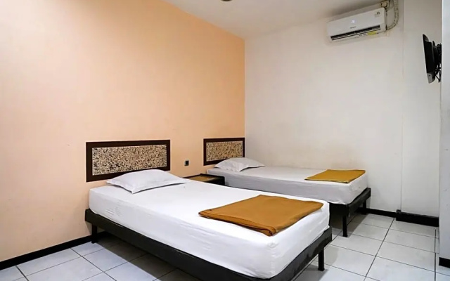 Sparkling Hotel RedPartner