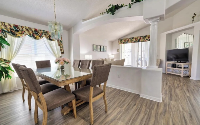 Sandra's Eagle Pointe Vacation Home