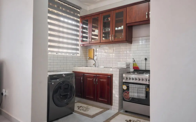 B&S Luxe Living