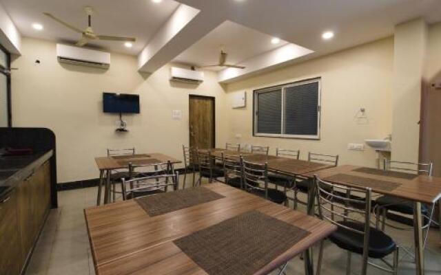 Hotel Star Zest House