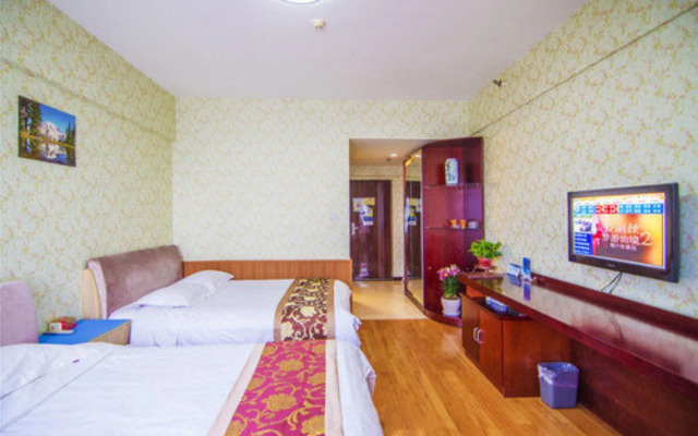 Golden Tree Business Hotel