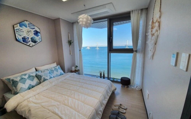 Ocean View Apartments in Gwanganri
