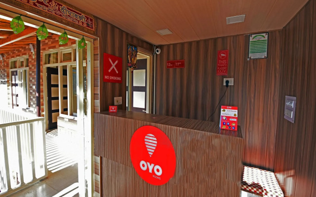 OYO Rooms Lake View Mall Road 2