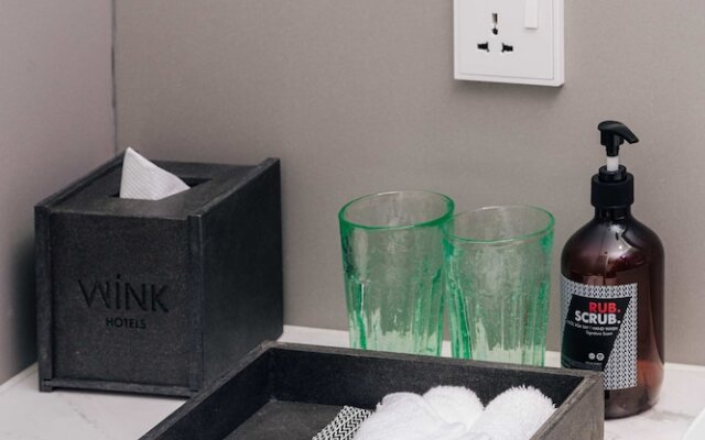 Wink Hotel Tuy Hoa Beach - 24hrs stay & Rooftop Pool Bar