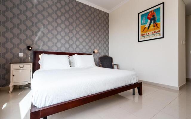 Quintessential Quarters - Breathtaking 29th Floor Views