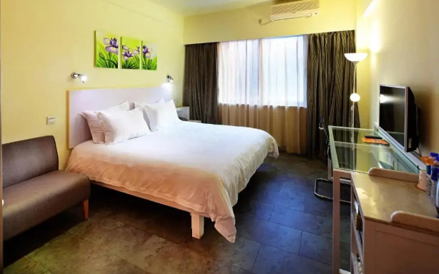 Binjiang Hotel