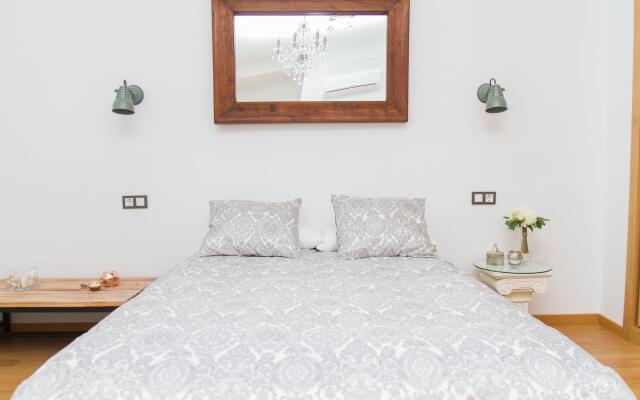 Charming Studio Refino
