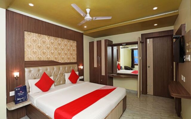 OYO 16173 Hotel Dk