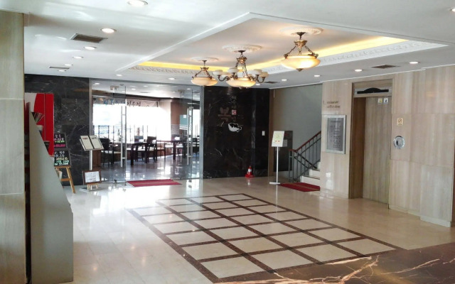 Hotel AIRPORT