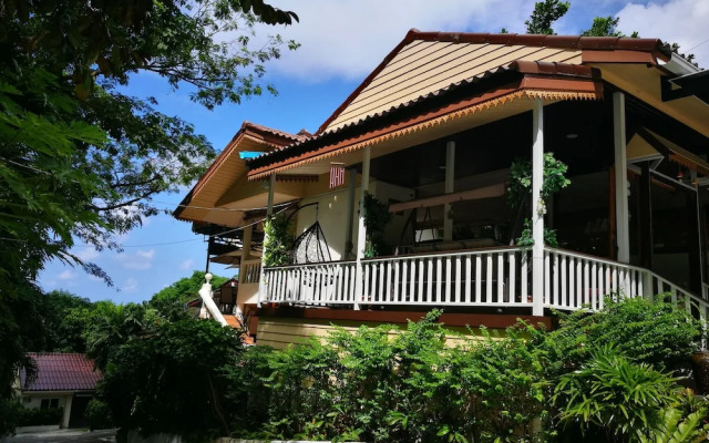 Karon Bungalow