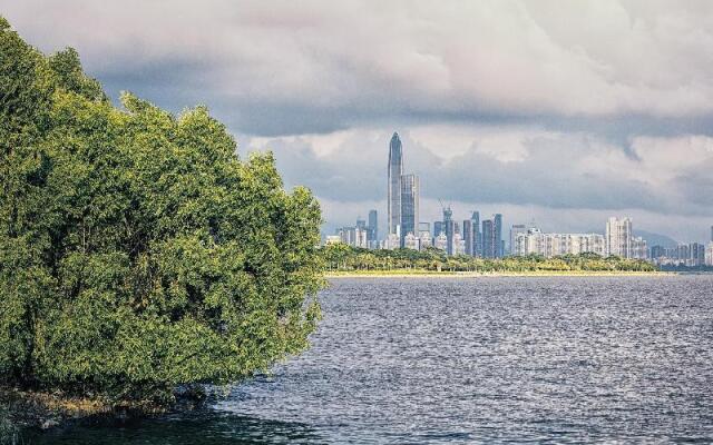 7 Days  Premium Shenzhen Science and Technology Park Metro Station Branch