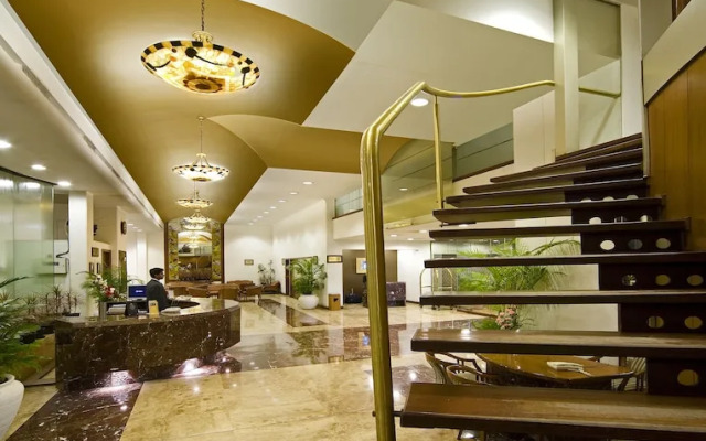 Hotel Aurora Towers