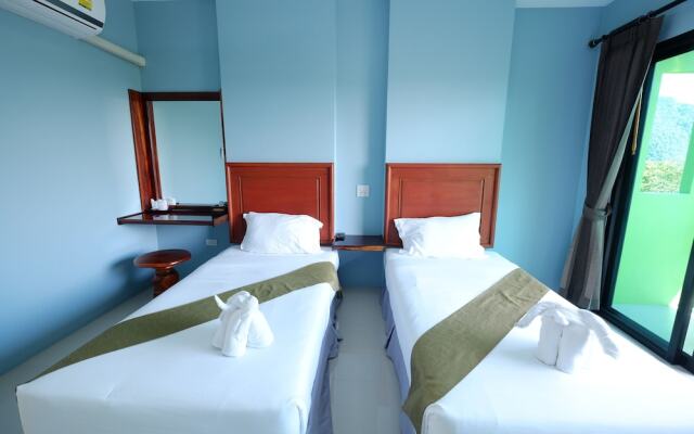 Barefeet Heaven Hill Naturist Resort