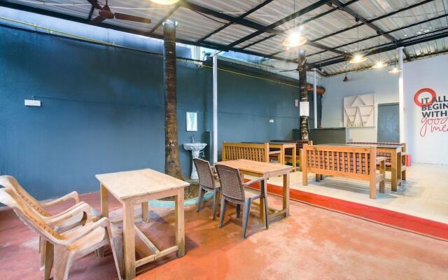 Oyo Flagship 267 Morjim Grand Inn