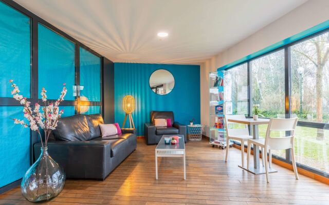 Zenitude Hôtel - Résidences Magny les Hameaux