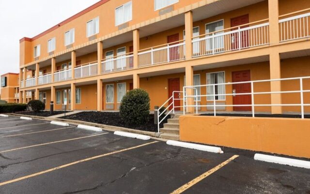 Copley Inn & Suites, Copley - Akron