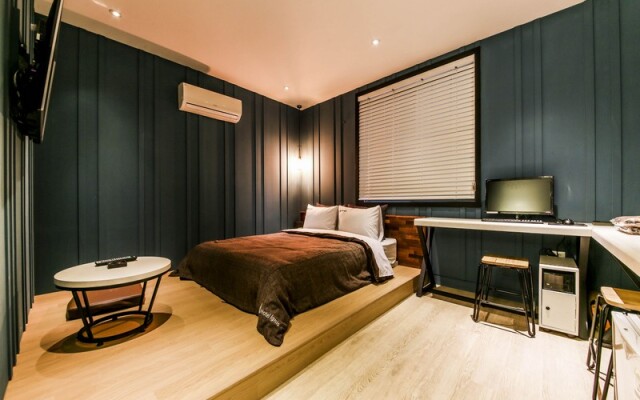 Hotel Ignis