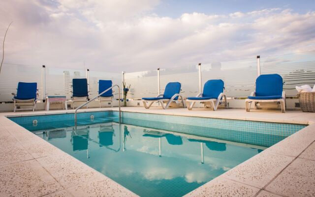 Soho Luxury Suites