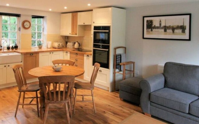 Countryside Annexe Near Goodwood