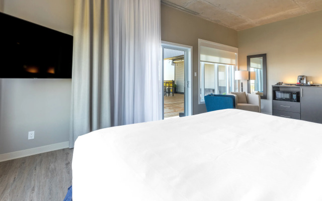 Quality Inn & Suites, Victoriaville,  QC