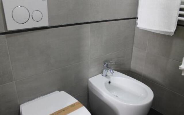 Roma suite Piramide