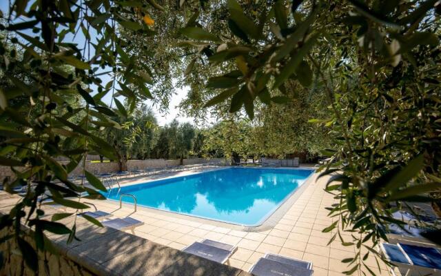 Holiday Apartment "orchidea" With Swimming Pool and Private Beach -3