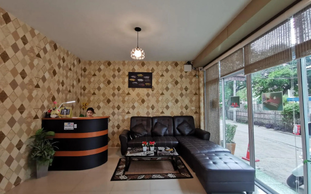 Tontalay Hotel