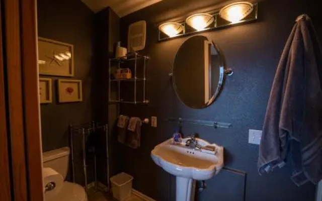 Olympic View Cottage