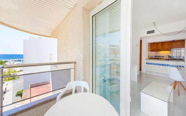 Duquesa Playa Aparthotel