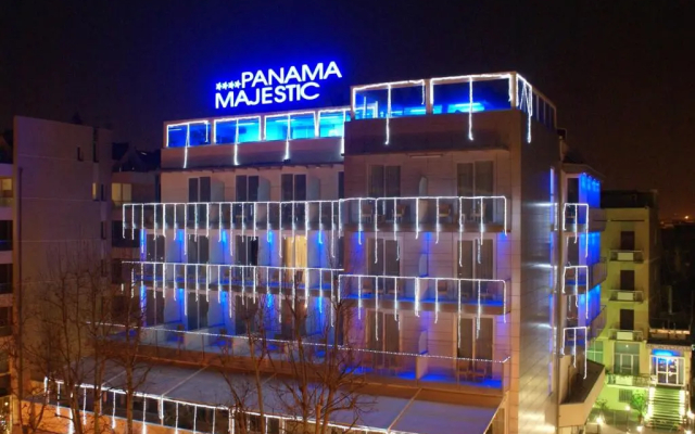 Panama Majestic